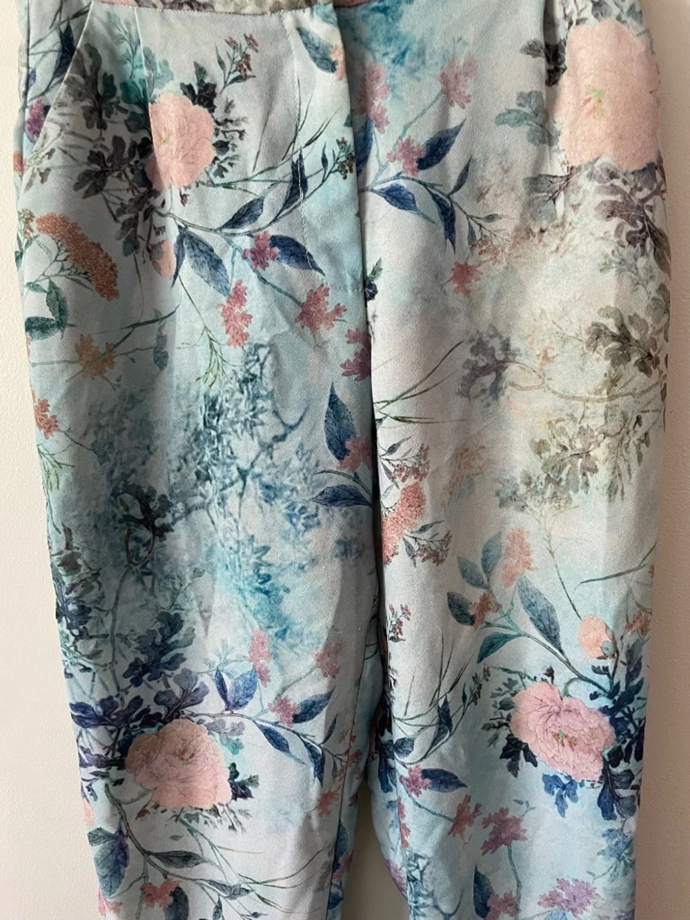Two piece co-ord set - Picture 4 of 9